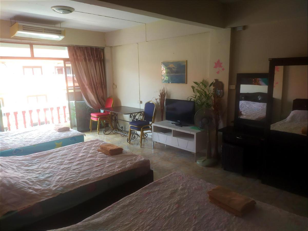 Sv. House Ξενοδοχείο Jomtien Beach Εξωτερικό φωτογραφία